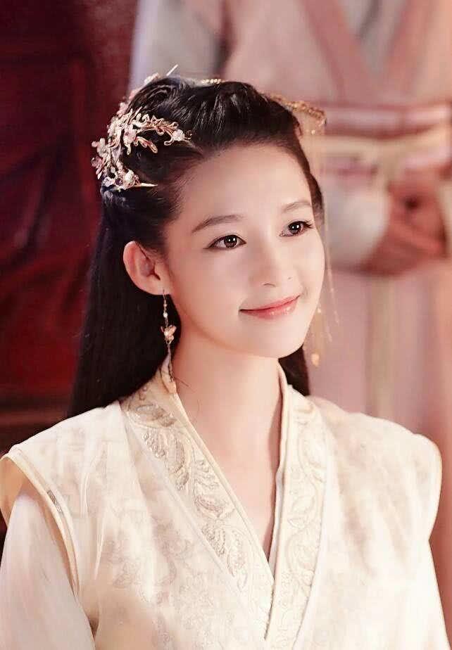 爆料娱乐圈李沁,娱乐圈新恋情引发热议 第2张 爆料娱乐圈李沁,娱乐圈新恋情引发热议 第2张